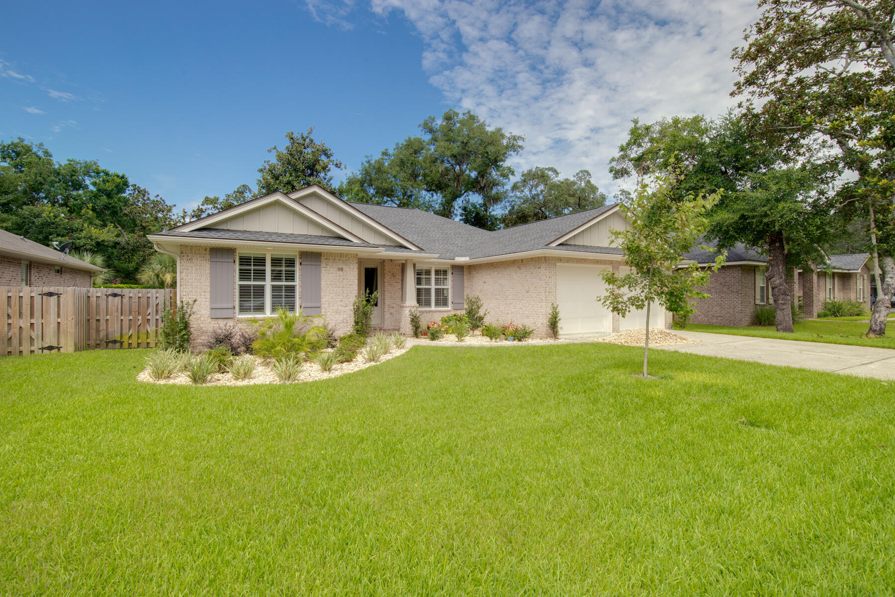 38 Pryor Road Southeast Fort Walton Beach, FL 32548 - Photo 20 of 21 Front Yard