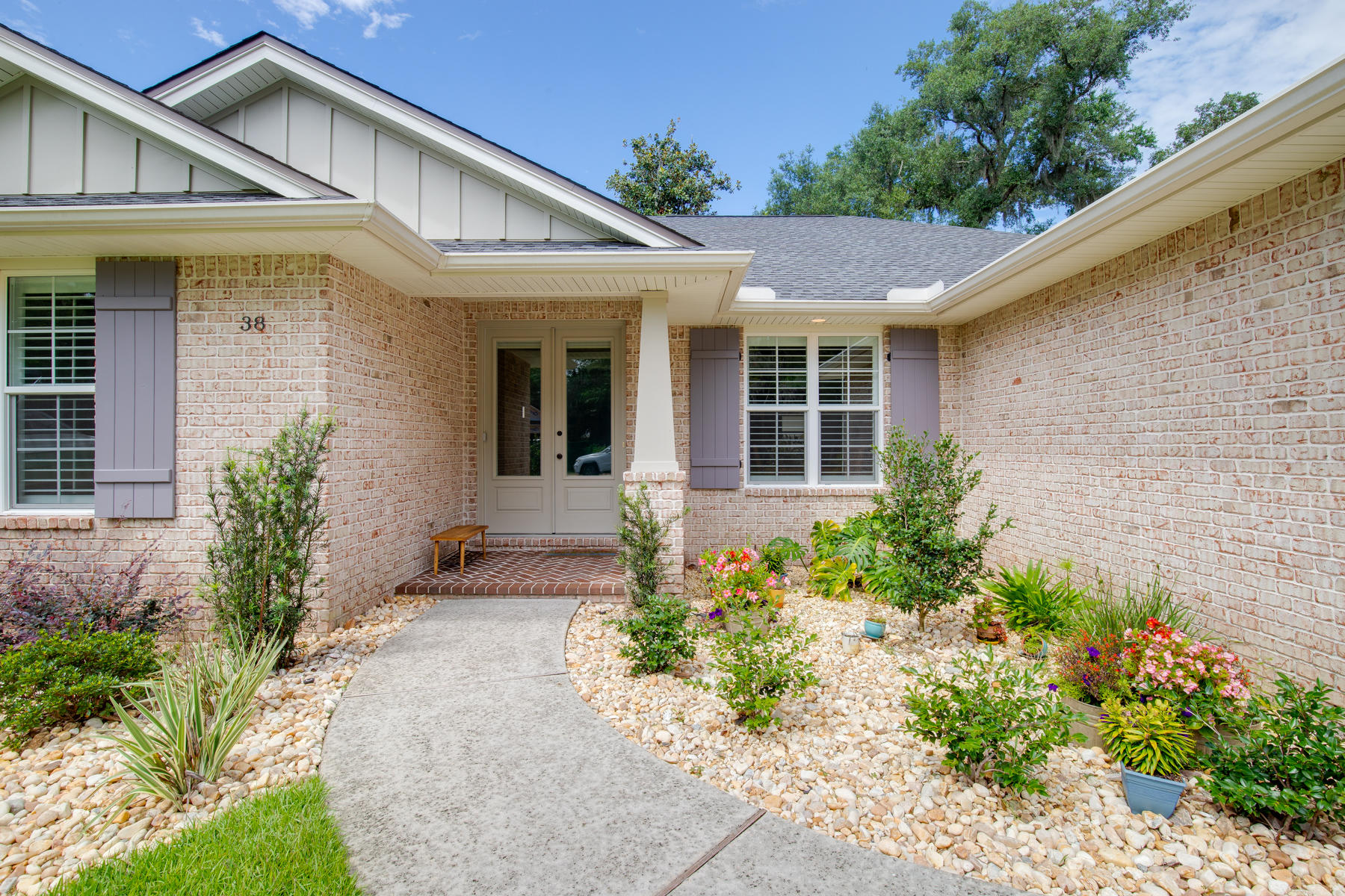 38 Pryor Road Southeast Fort Walton Beach, FL 32548 - Photo 21 of 21 Front porch