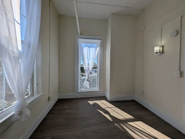 $1,775 | 145 Main Street, Unit 7, Newmarket, NH 03857