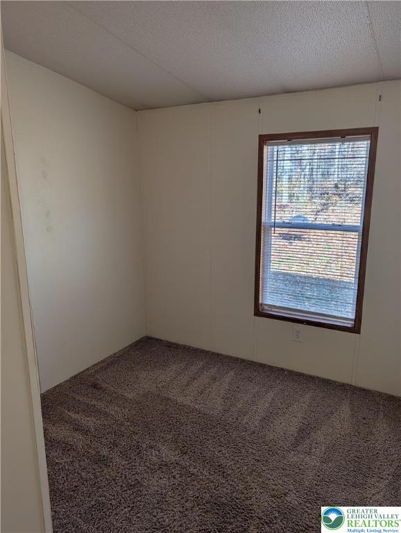 180 Hoffman Road, Unit B Wind Gap, PA 18091 - Photo 12 of 15 an empty room with a window