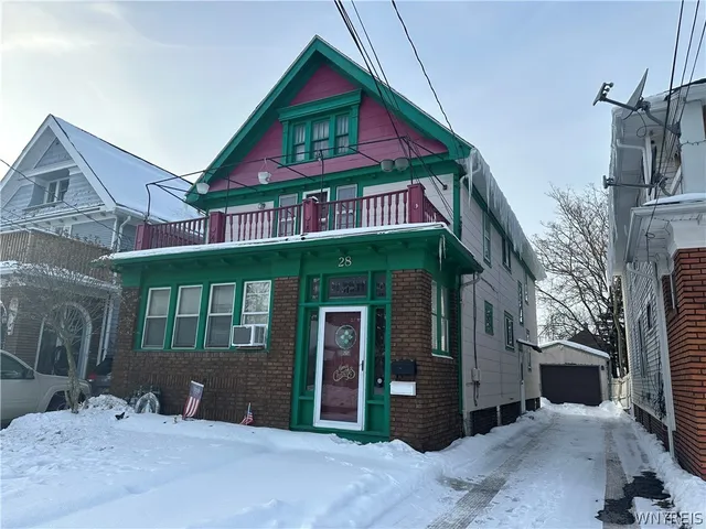 $249,900 | 28 Paul Place, Buffalo, NY 14210