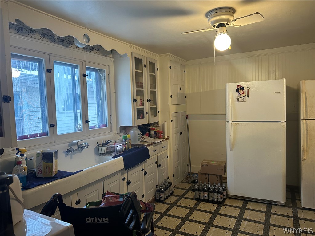 28 Paul Place Buffalo, NY 14210 - Photo 14 of 23 Upper unit kitchen