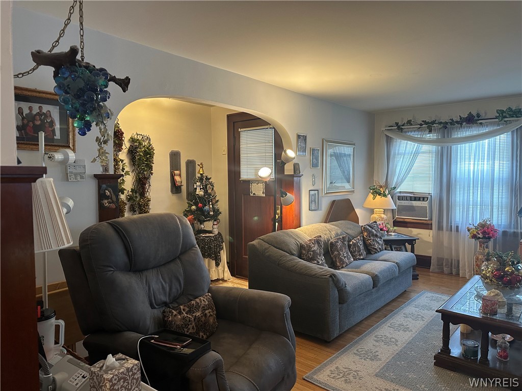 28 Paul Place Buffalo, NY 14210 - Photo 5 of 23