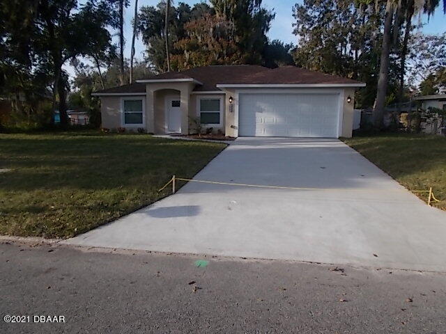 1044 Hampton Road Daytona Beach, FL 32114 - Photo 5 of 28 1044 Hampton Road 004