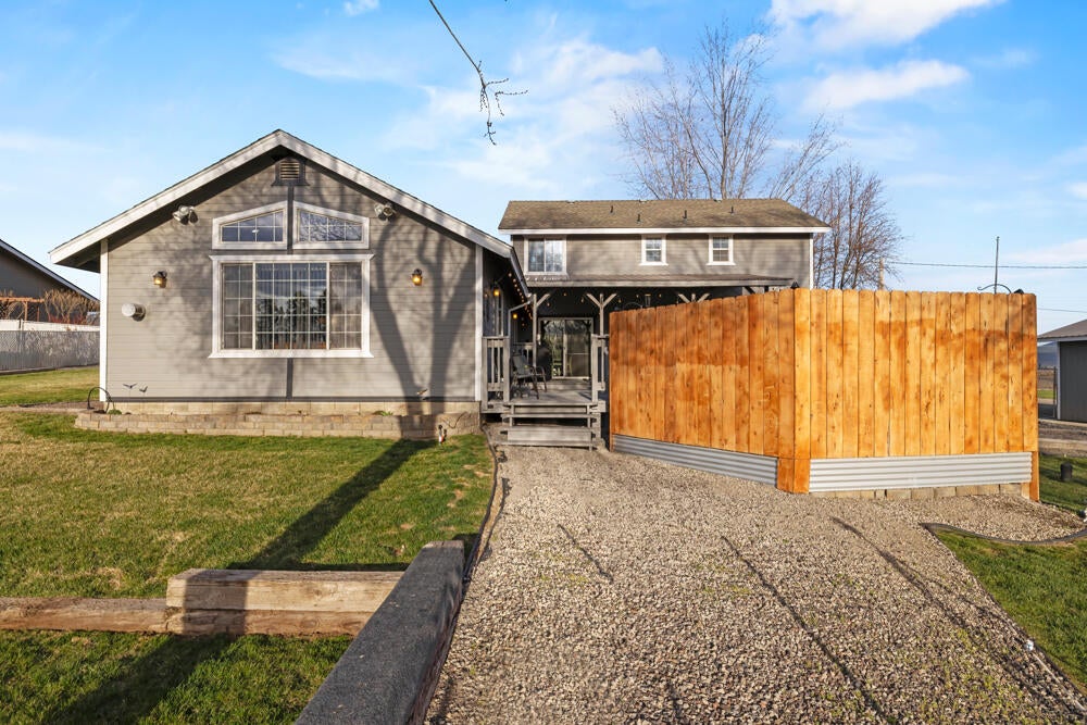 6316 Reeder Road Klamath Falls, OR 97603 - Photo 52 of 67 IMG_1327