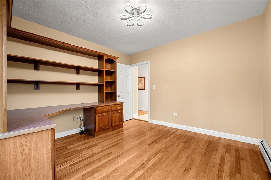 252 Ipswich Road Boxford, MA 01921 - Photo 16 of 39 Gallery Image 16