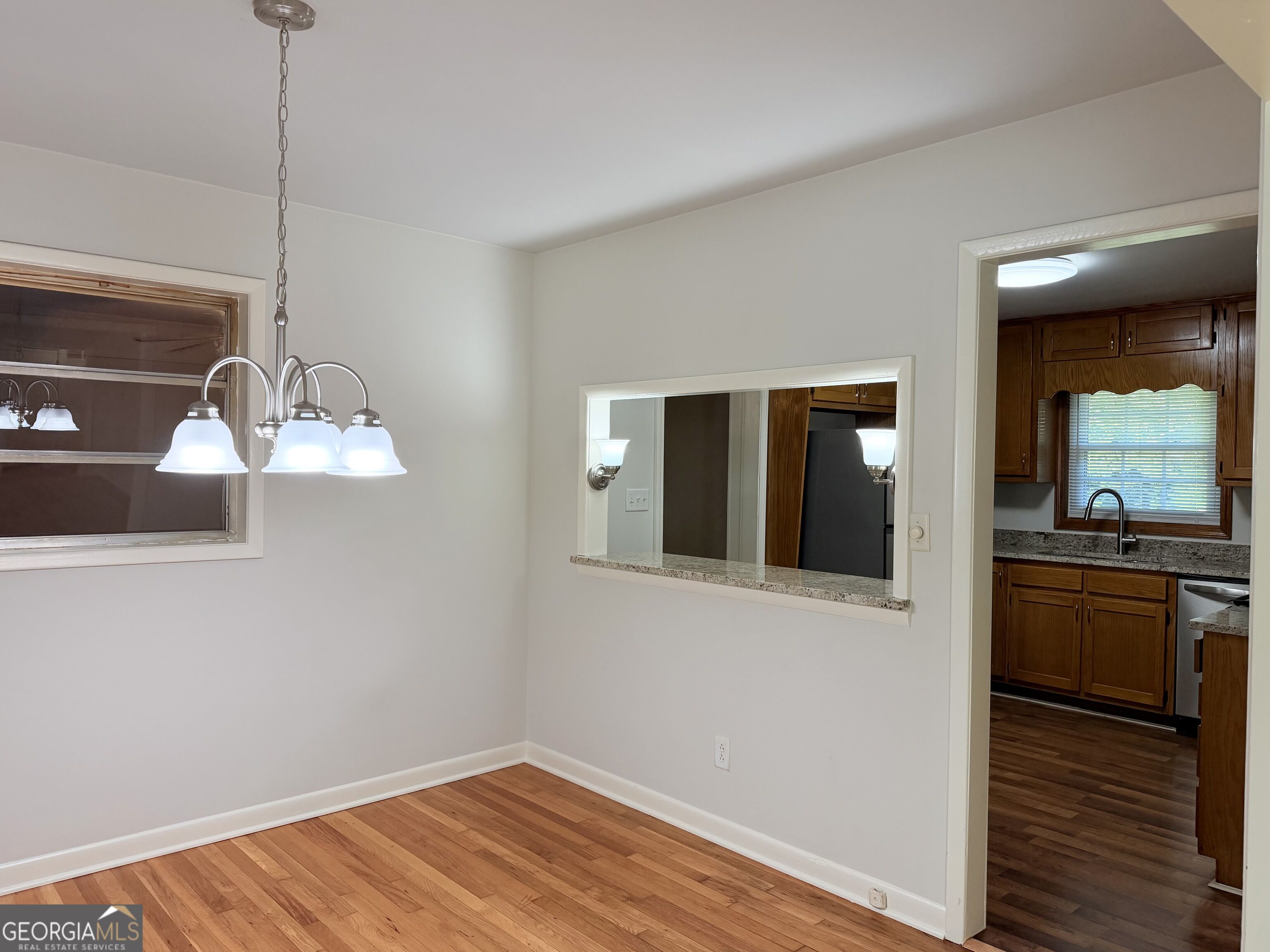 197 Cooper Lake Road Southeast Mableton, GA 30126 - Photo 4 of 24 Gallery Image 4