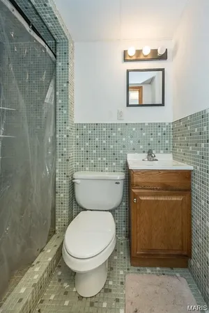 $1,895 | 405 North Moore Street, Waterloo, IL 62298