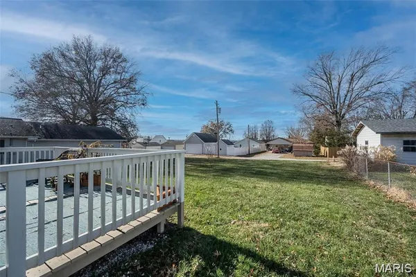 $1,895 | 405 North Moore Street, Waterloo, IL 62298