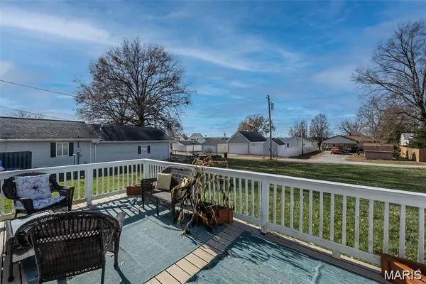 $1,895 | 405 North Moore Street, Waterloo, IL 62298
