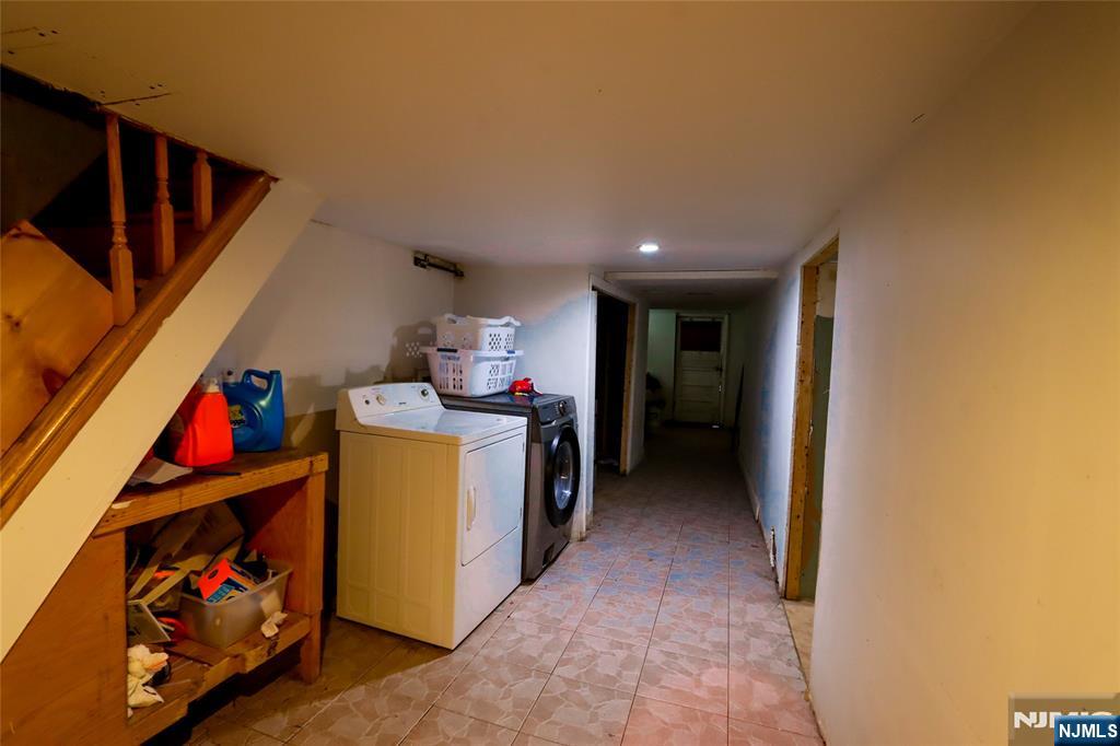 398 Cliff Street Fairview, NJ 07022 - Photo 7 of 11