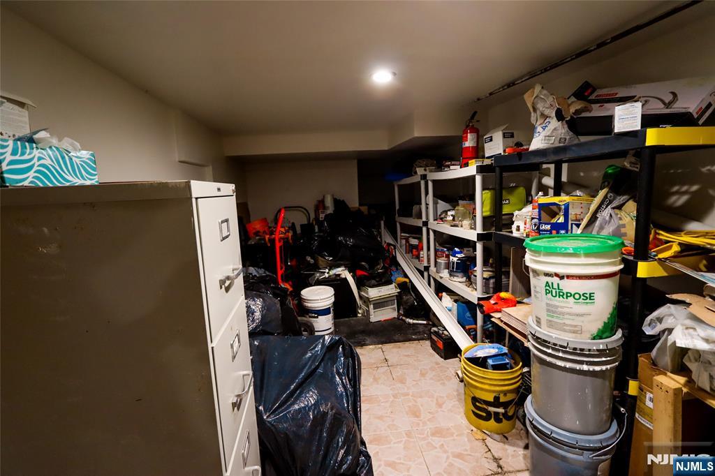 398 Cliff Street Fairview, NJ 07022 - Photo 8 of 11