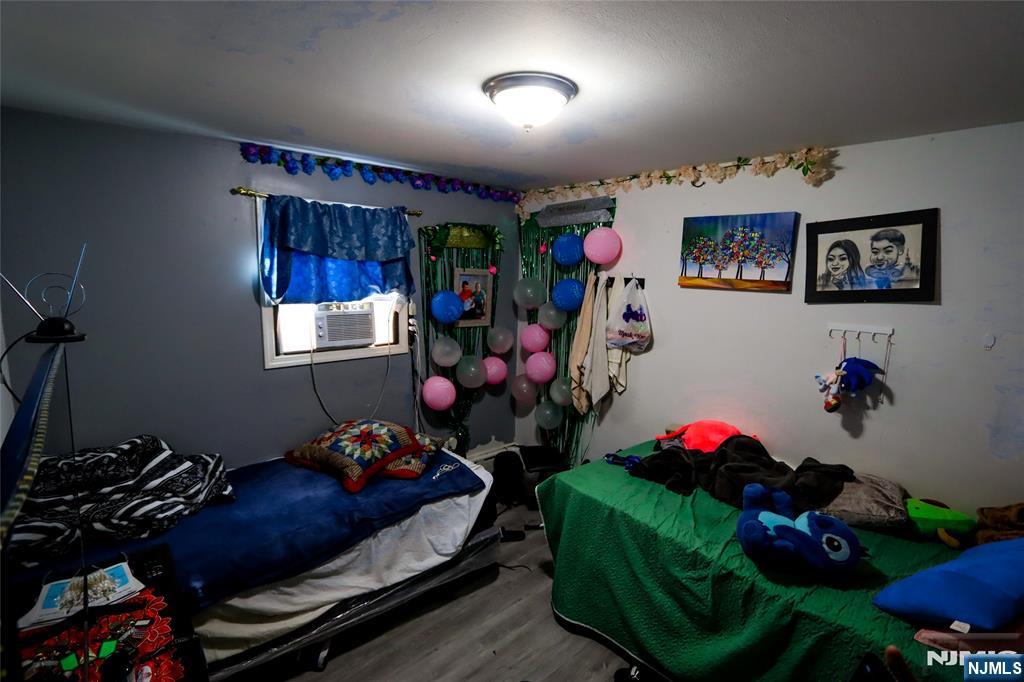 398 Cliff Street Fairview, NJ 07022 - Photo 10 of 11