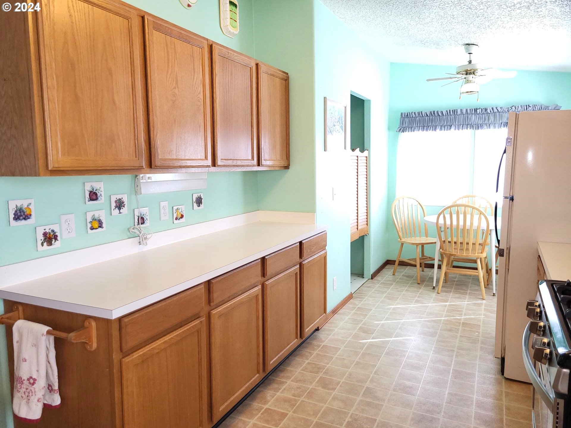 503 Southeast Sheridan Road, Unit 19 Sheridan, OR 97378 - Photo 11 of 30 Gallery Image 11