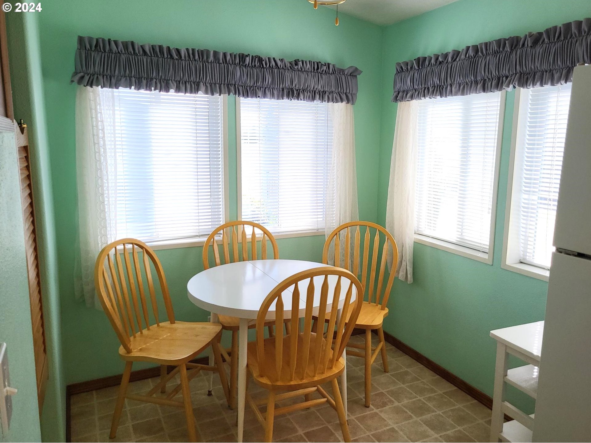 503 Southeast Sheridan Road, Unit 19 Sheridan, OR 97378 - Photo 13 of 30 Gallery Image 13