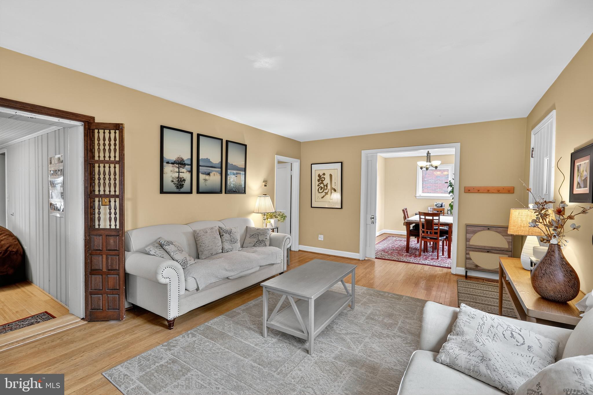 9950 Moss Avenue Silver Spring, MD 20901 - Photo 5 of 31