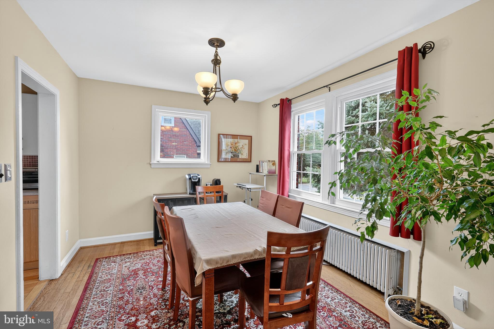 9950 Moss Avenue Silver Spring, MD 20901 - Photo 7 of 31