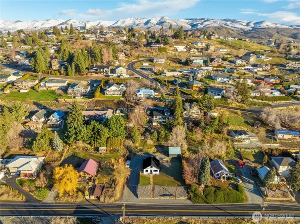 $655,000 | 124 Boetzke Avenue, Manson, WA 98831