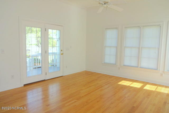 124 Inlet Point Drive Wilmington, NC 28409 - Photo 18 of 65 17