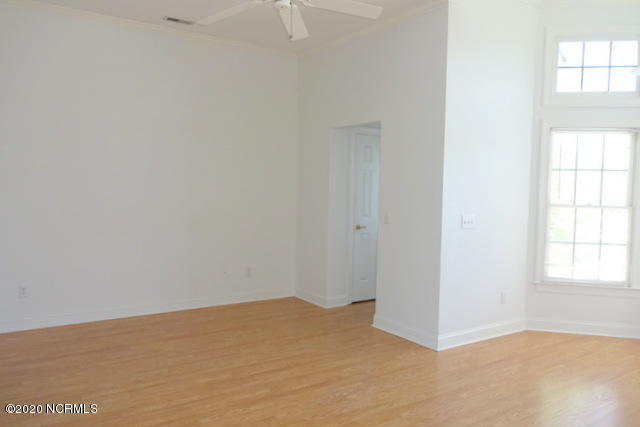 124 Inlet Point Drive Wilmington, NC 28409 - Photo 30 of 65 32