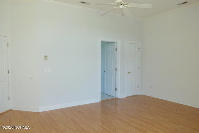 124 Inlet Point Drive Wilmington, NC 28409 - Photo 33 of 65 35