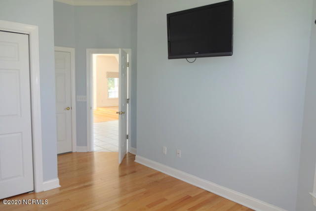 124 Inlet Point Drive Wilmington, NC 28409 - Photo 46 of 65 49