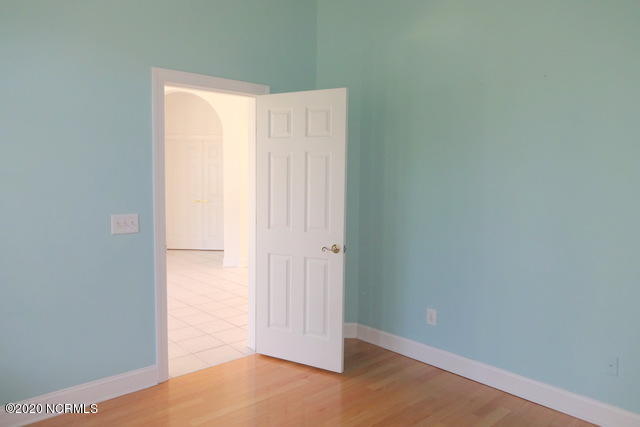 124 Inlet Point Drive Wilmington, NC 28409 - Photo 49 of 65 52