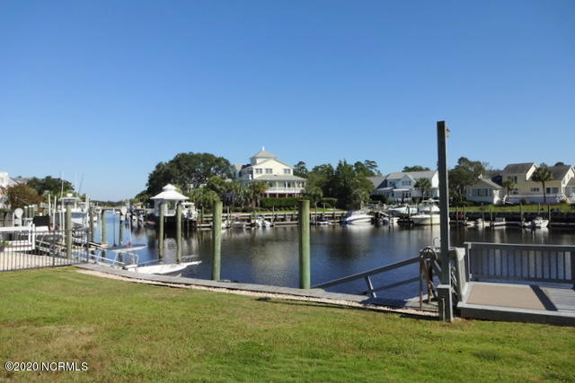 124 Inlet Point Drive Wilmington, NC 28409 - Photo 55 of 65 58
