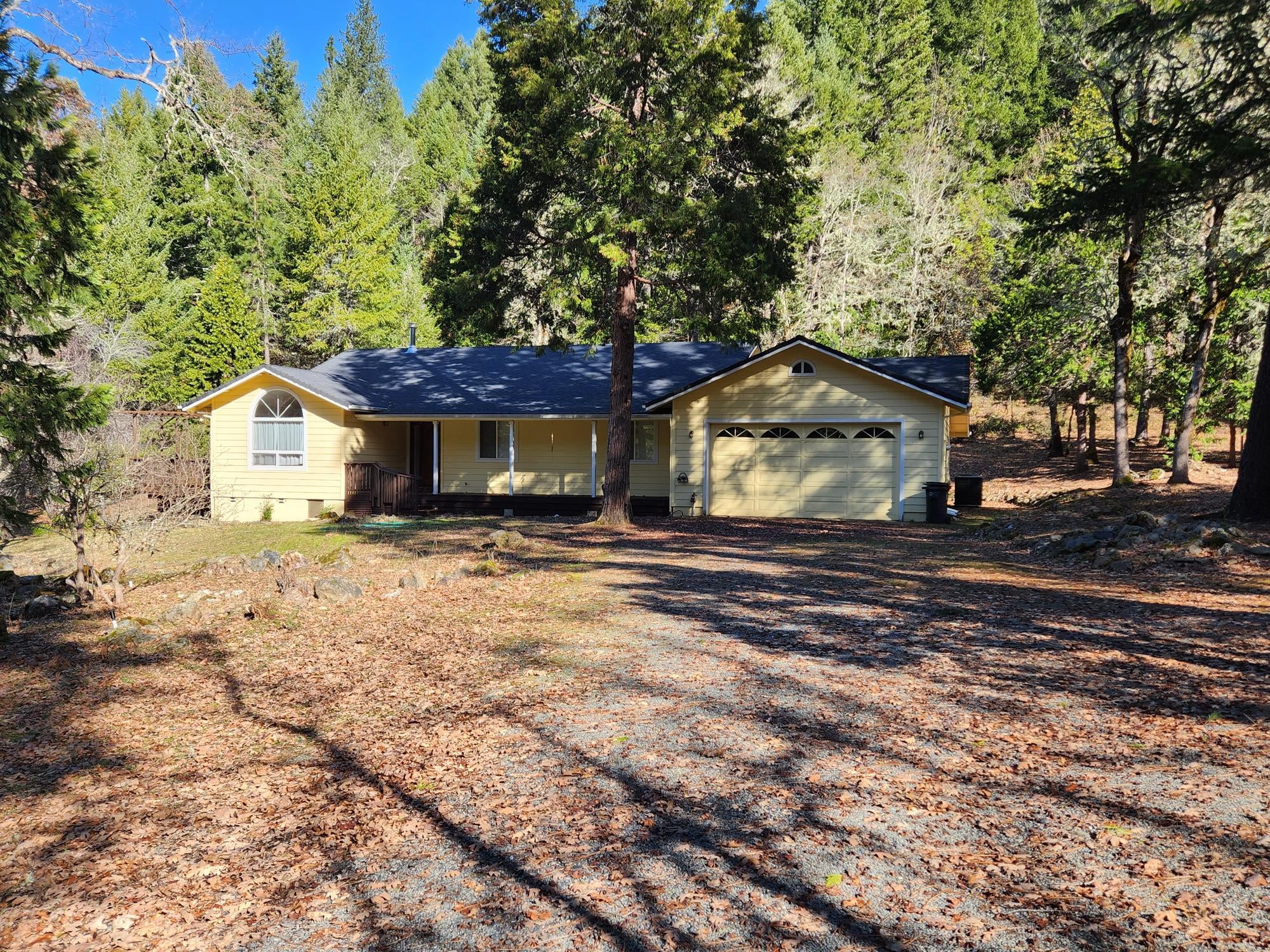 2607 Winona Road Grants Pass, OR 97526 - Photo 1 of 14 20230130_130458
