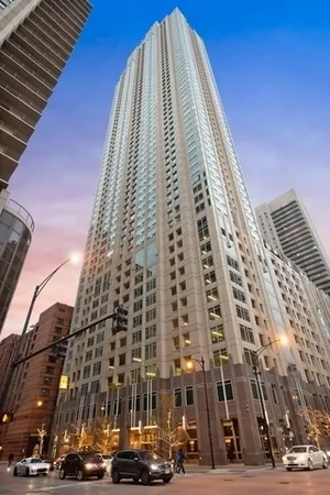 $3,580 | 33 West Ontario Street, Unit 16I, Chicago, IL 60654