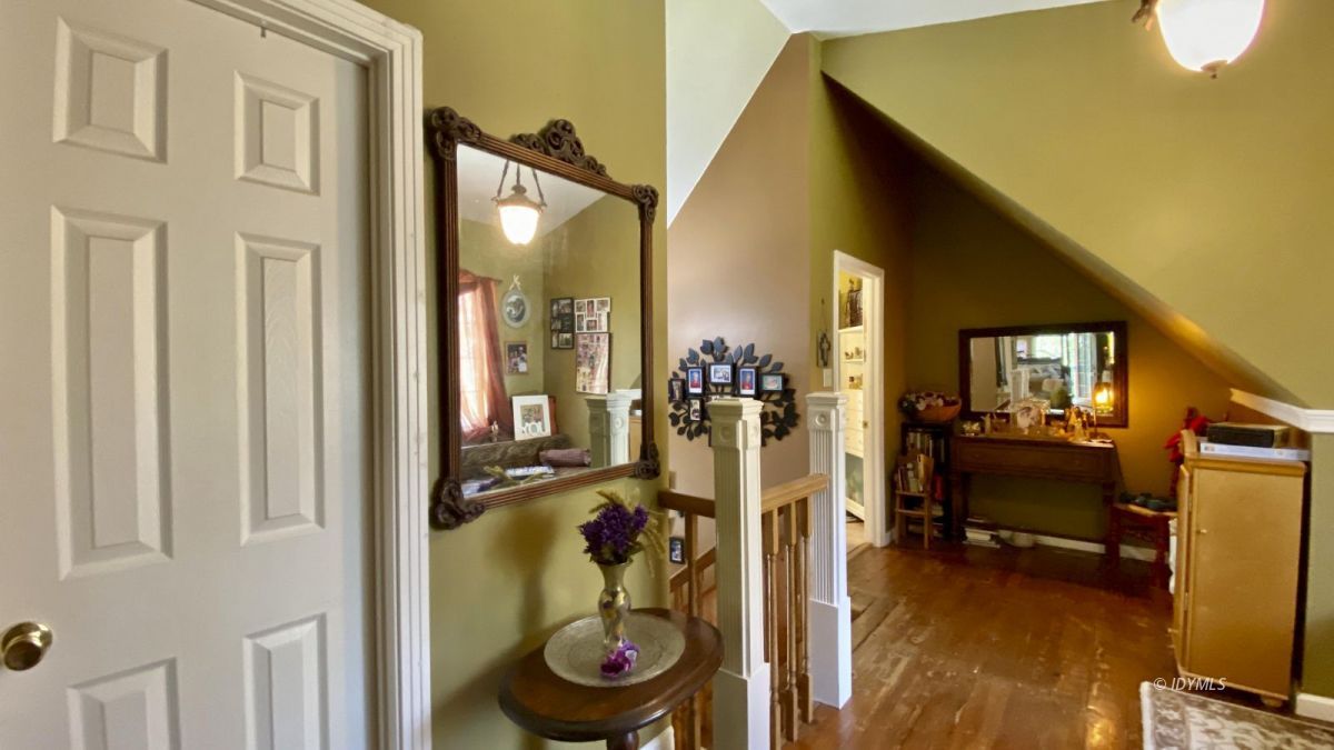 52905 Tollgate Road Idyllwild, CA 92549 - Photo 77 of 91 a view of a livingroom with furniture and storage