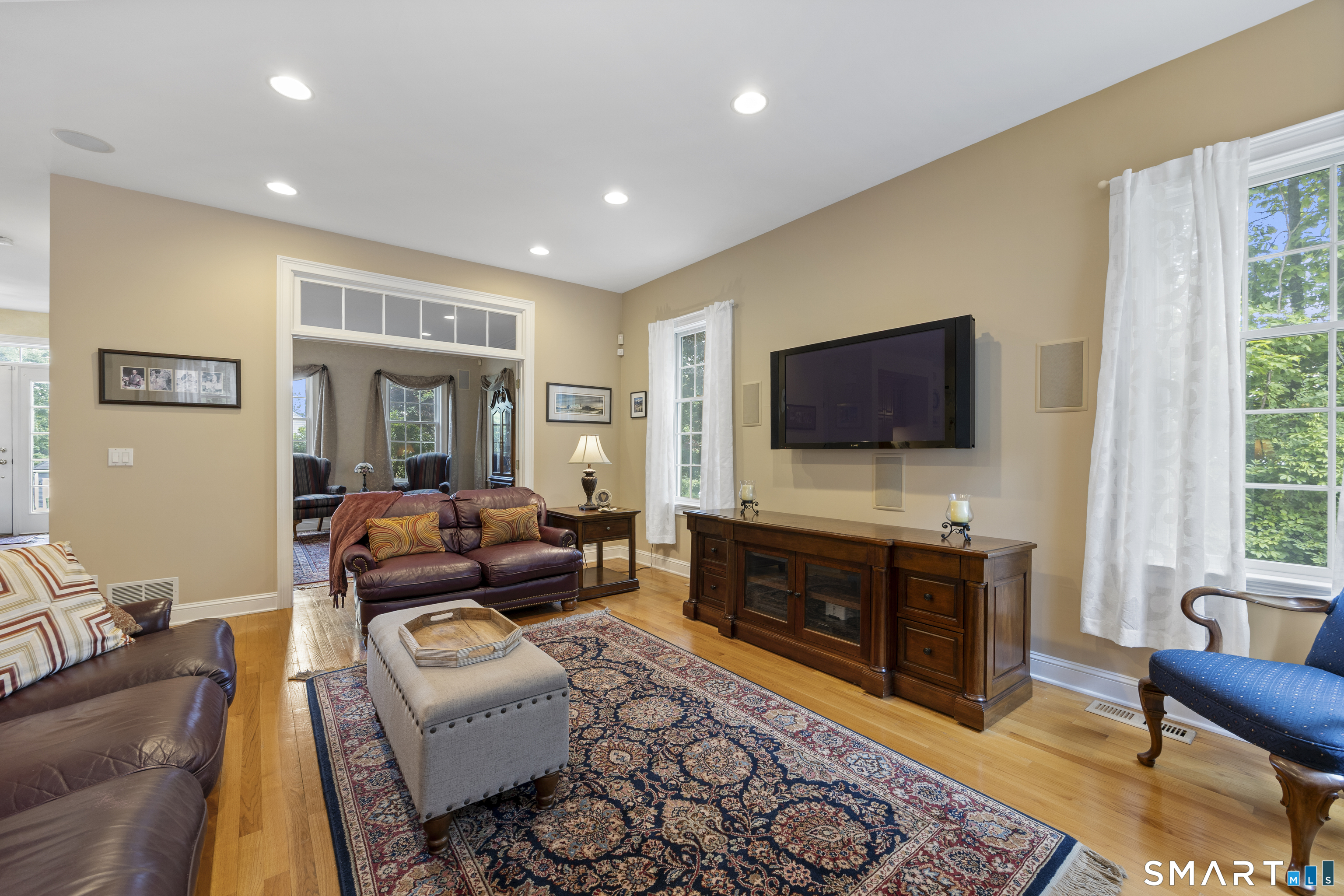 325 Westwood Road Bristol, CT 06010 - Photo 12 of 40