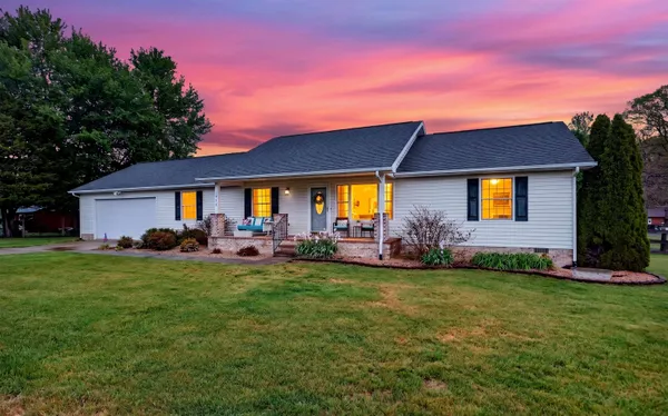 $499,000 | 1582 Howardsville Turnpike, Stuarts Draft, VA 24477