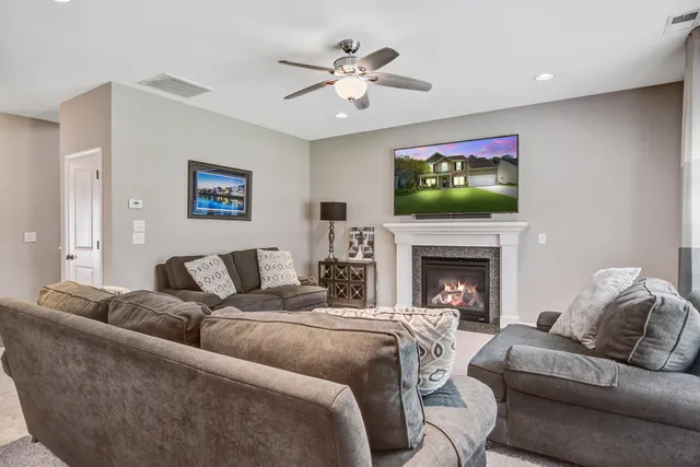 $585,000 | 1969 Wild Indigo Way, Hanahan, SC 29410