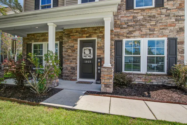 $585,000 | 1969 Wild Indigo Way, Hanahan, SC 29410