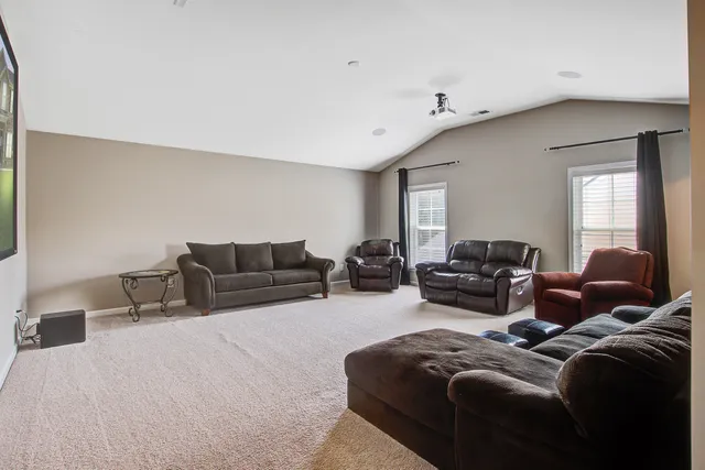 $585,000 | 1969 Wild Indigo Way, Hanahan, SC 29410