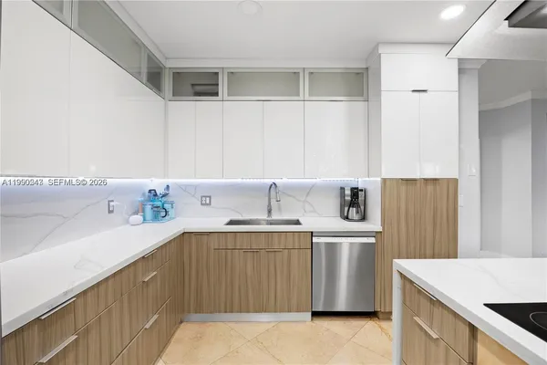 $6,400 | 11243 Northwest 58th Terrace, Unit 1, Doral, FL 33178