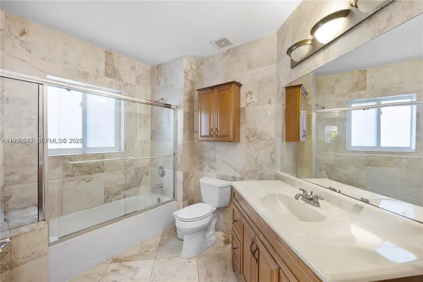 $6,400 | 11243 Northwest 58th Terrace, Unit 1, Doral, FL 33178