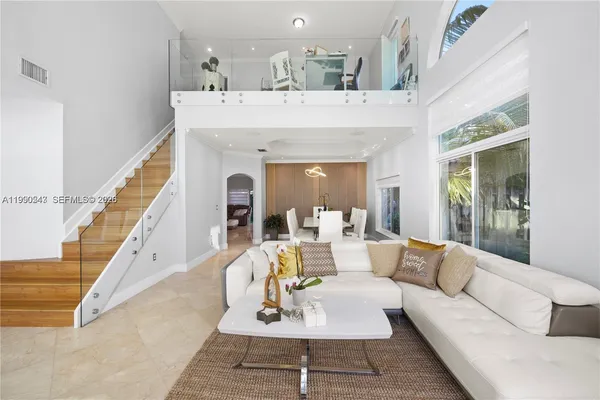 $6,400 | 11243 Northwest 58th Terrace, Unit 1, Doral, FL 33178