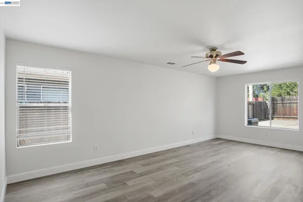 $435,000 | 444 Red Robin Drive, Patterson, CA 95363