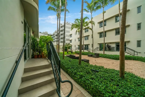 $2,950 | 435 21st Street, Unit 103, Miami Beach, FL 33139