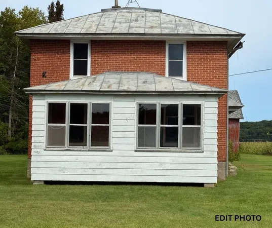$199,000 | E1384 Wolf River Road, Iola, WI 54945