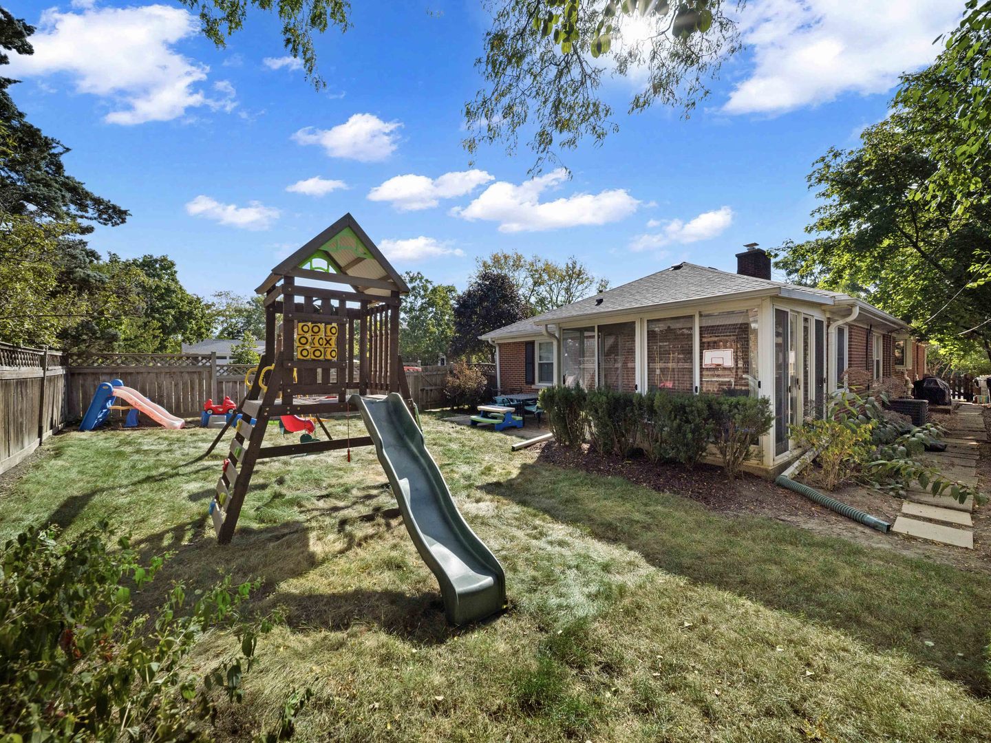 1100 Raleigh Road Glenview, IL 60025 - Photo 37 of 39