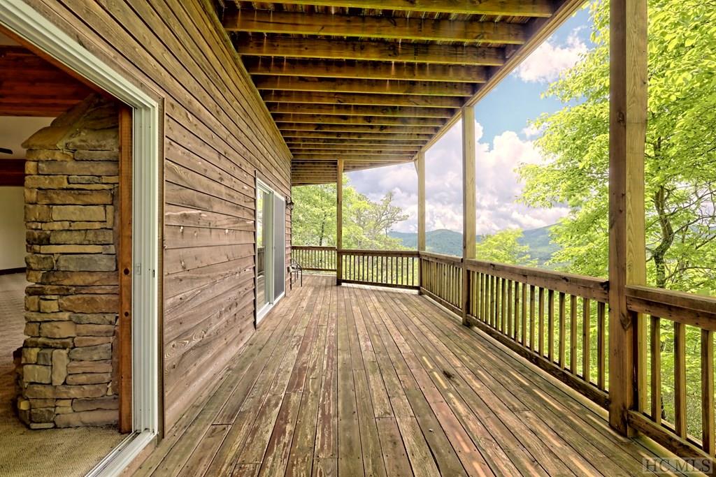 310 Eagle Ridge Road Sapphire, NC 28774 - Photo 47 of 48 Gallery Image 47