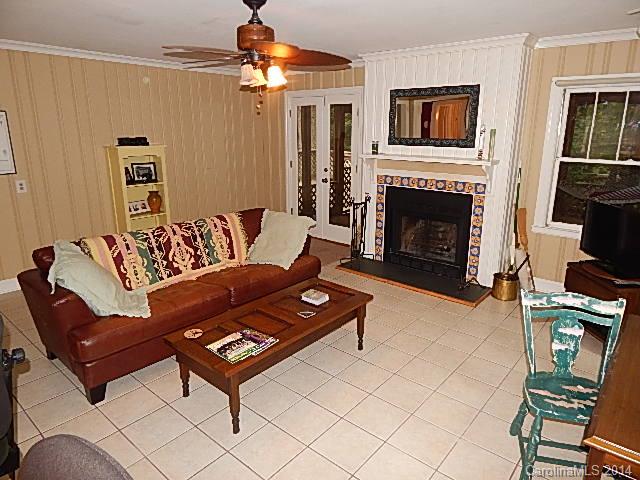 6425 Williams Road Charlotte, NC 28215 - Photo 15 of 24 Gallery Image 15