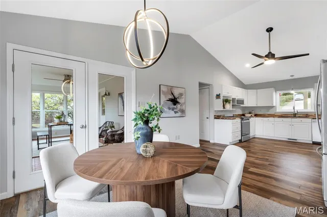 $485,000 | 440 Lakeshore Drive, St. Clair, MO 63077