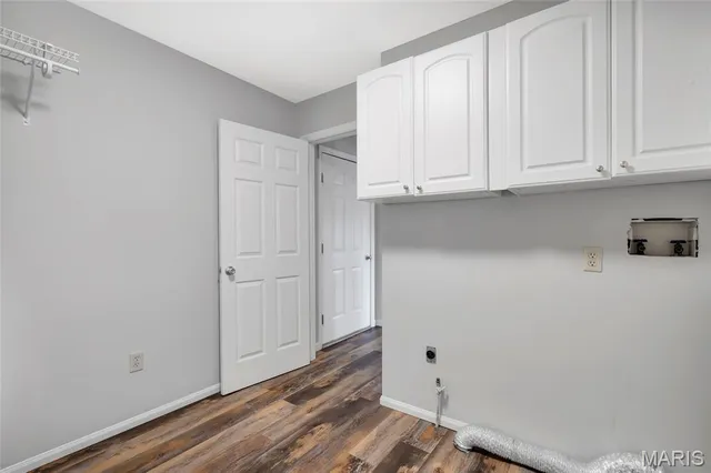 $485,000 | 440 Lakeshore Drive, St. Clair, MO 63077