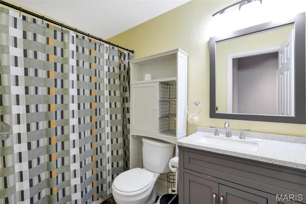 $450,000 | 440 Lakeshore Drive, St. Clair, MO 63077