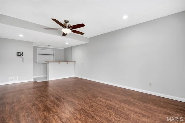 $485,000 | 440 Lakeshore Drive, St. Clair, MO 63077