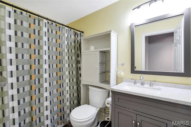 $485,000 | 440 Lakeshore Drive, St. Clair, MO 63077